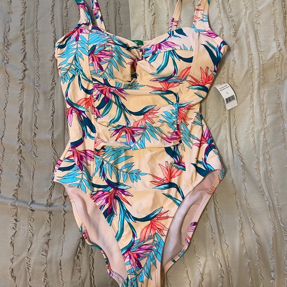 Women’s ruched tummy control one piece swimsuit - Picture 1 of 3